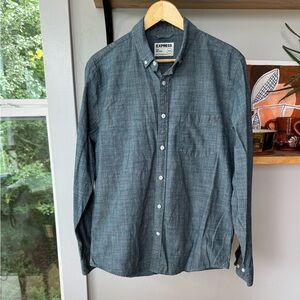 Express Blue Chambray Denim Button Down Dress Shirt Size Medium